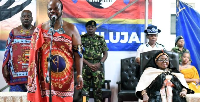 His Majesty King Mswati III addresses attendees at the Buganu ceremony, announcing plans to expand the Hlane Royal Residence arena to accommodate growing crowds.