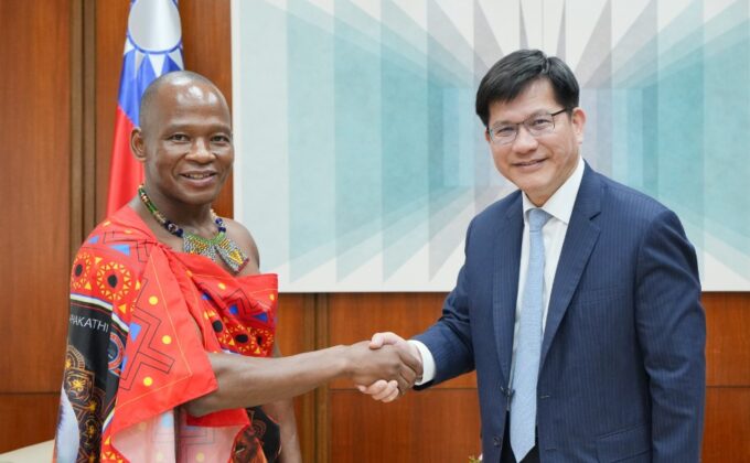 Taiwan’s Foreign Minister Lin Chia-lung meets Eswatini’s Attorney General Sifiso Khumalo to strengthen bilateral ties.