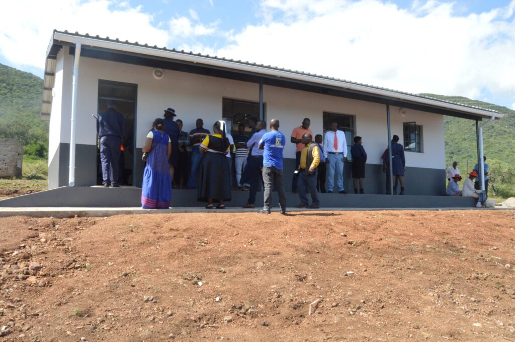 New school brings relief to Lunkuntfu community
