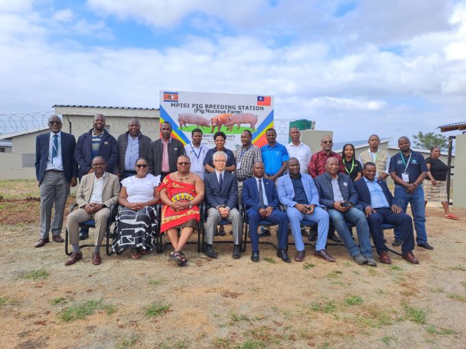 Minister of Agriculture inaugurates the Nucleus Farm to boost pig breeding in Eswatini.