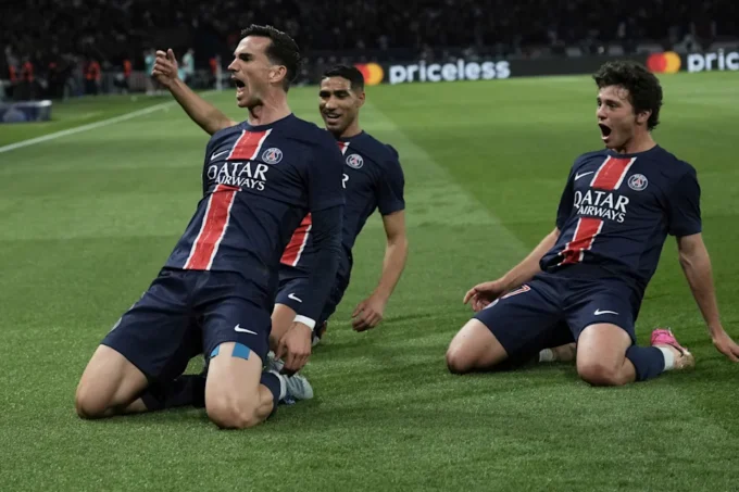 PSG's Fabian Ruiz celebrates after scoring his side's opening goal the Champions League semifinal, second leg soccer match between Paris Saint-Germain and Arsenal at the Parc des Princes in Paris, Wednesday, May 7, 2025. (AP Photo/Aurelien Morissard) (ASSOCIATED PRESS)