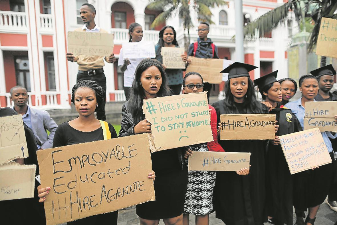 FEBRUARY 22, 2017 DISILLUSIONED: Unemployed graduates vent their frustration outside the East London City Hall as they have no jobs despite being qualified. Picture: ALAN EASON © Daily Dispatch