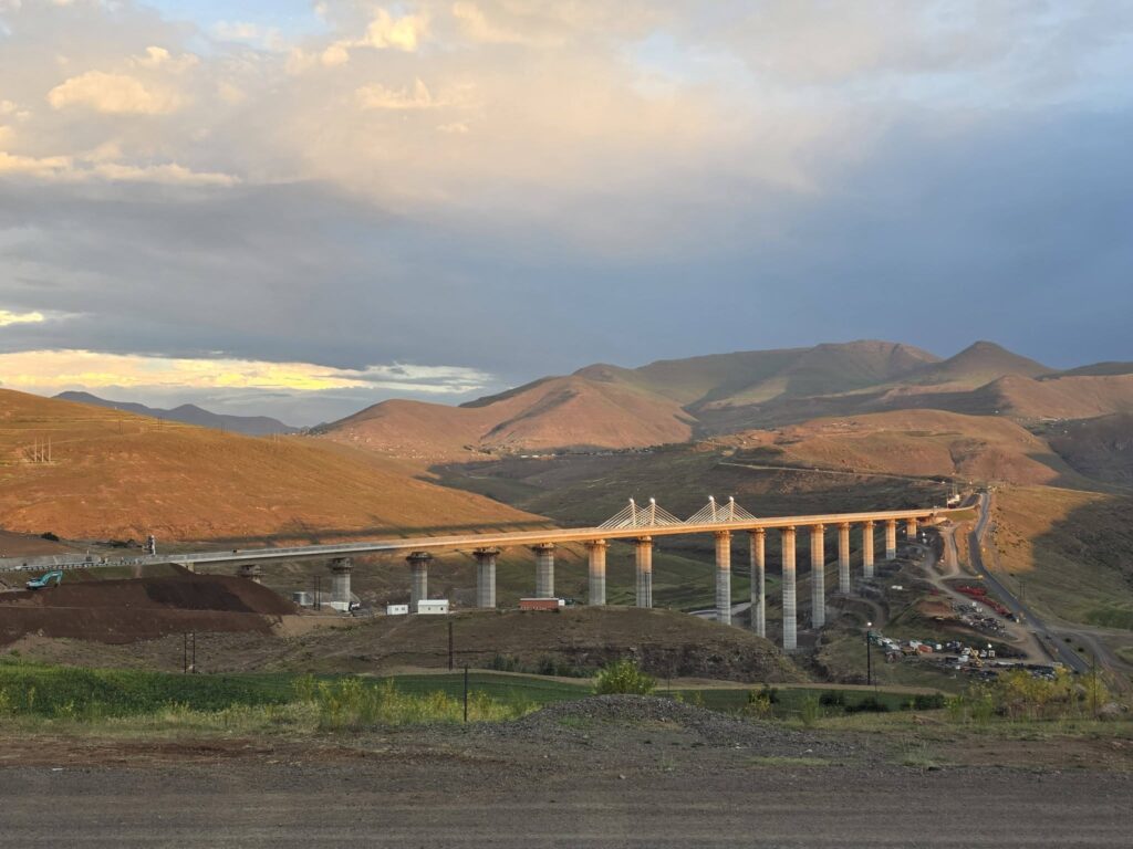 The Senqu Bridge, constructed at a cost of approximately R2.4 billion, spans about 825 metres across the Polihali Reservoir site in Mokhotlong District, Lesotho.