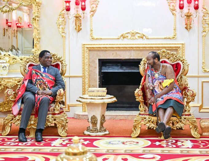 His Majesty King Mswati III receives Zambian President Hakainde Hichilema at the Royal Palace in Eswatini.