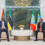 Prime Minister Abiy Ahmed today officially received President Daniel Francisco Chapo of Mozambique at Bole International Airport.