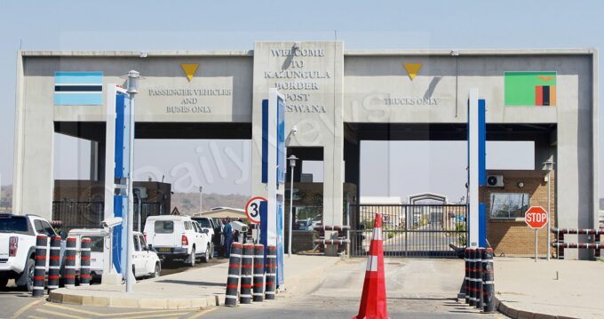 Trucks queue at the Kazungula border post on the Botswana side
