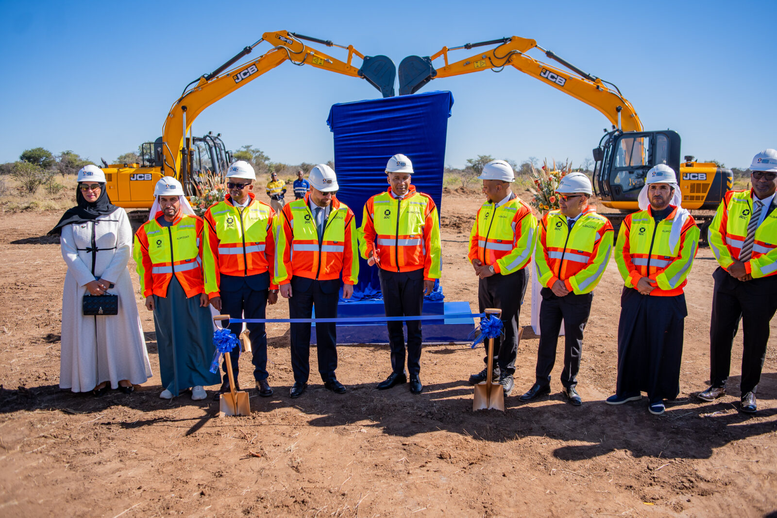 President Duma Boko and officials gather at the Sir Seretse Khama Airport Special Economic Zone for the groundbreaking ceremony of the New Botswana City project, a US$1.9 billion development expected to create more than 20,000 jobs. (Photo: Botswana Development Corporation)
