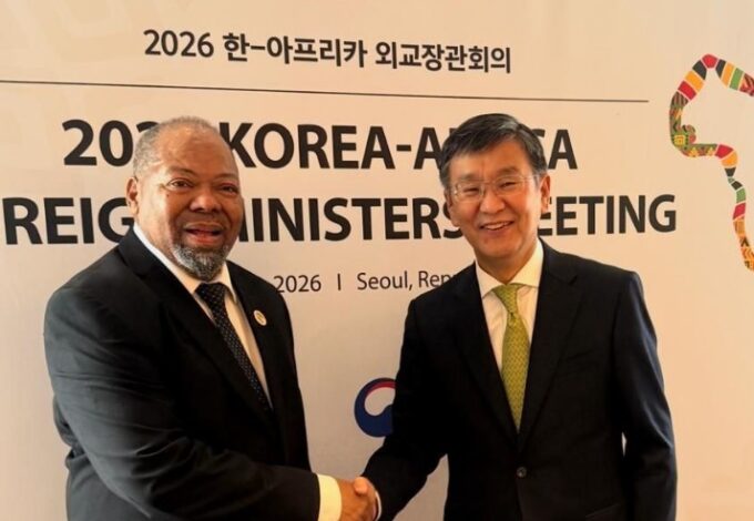 Minister of Economic Planning and Development Dr Thambo Gina meets Judge Jin Hyun Paik, the Republic of Korea's candidate for the International Court of Justice (2027-2036), on the sidelines of the Korea-Africa Foreign Ministers' Meeting in Seoul. | Photo: Ministry of Foreign Affairs and International Cooperation