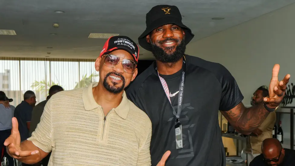 Hollywood actor Will Smith and NBA star LeBron James travelled to Luanda for the inaugural E1 race in the Angolan capital. Photo by BBC