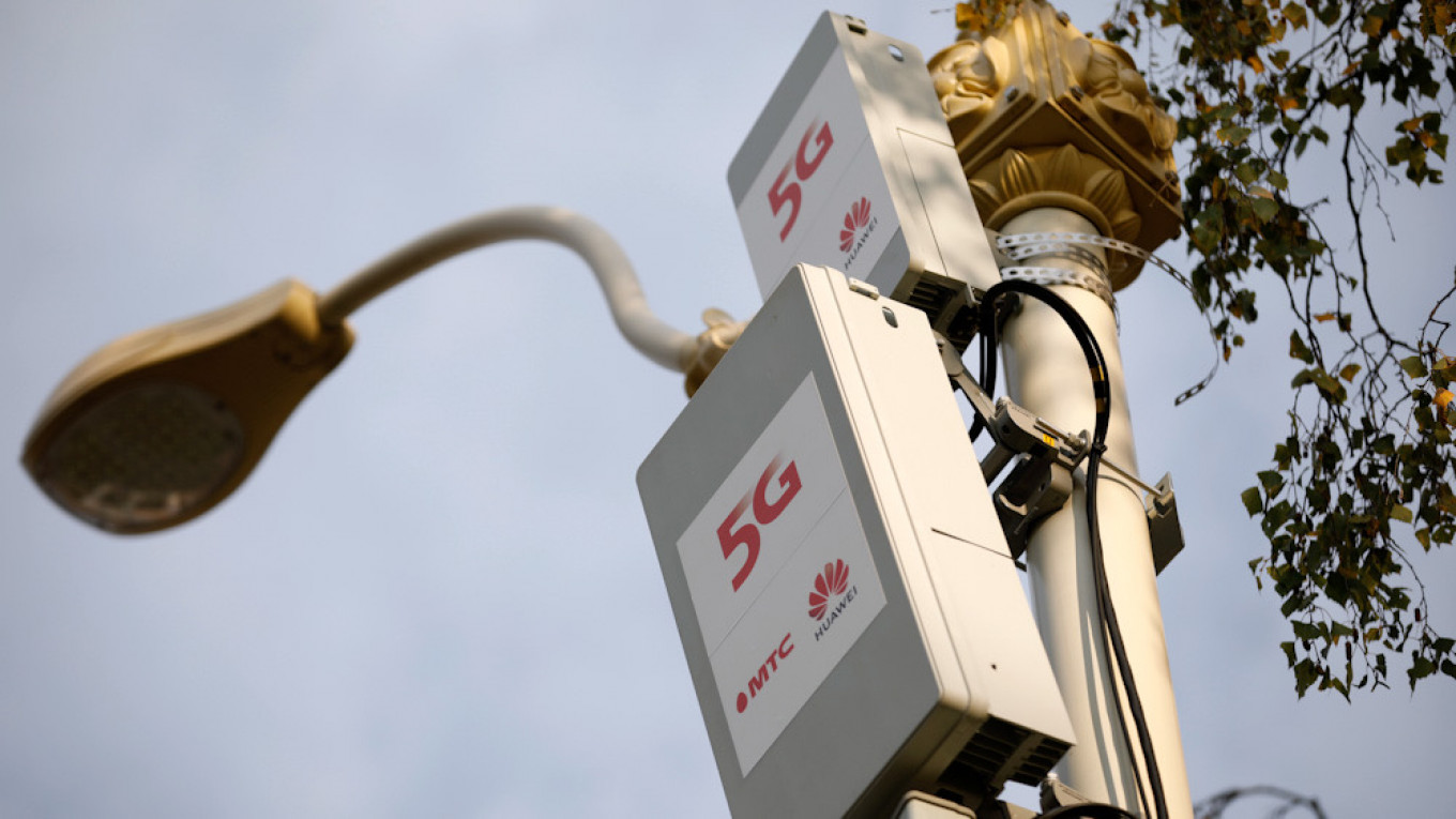 A 5G antenna in Russia as the country begins its first commercial rollout of fifth generation mobile networks across 16 cities. Photo: Mikhail Pochuyev / TASS