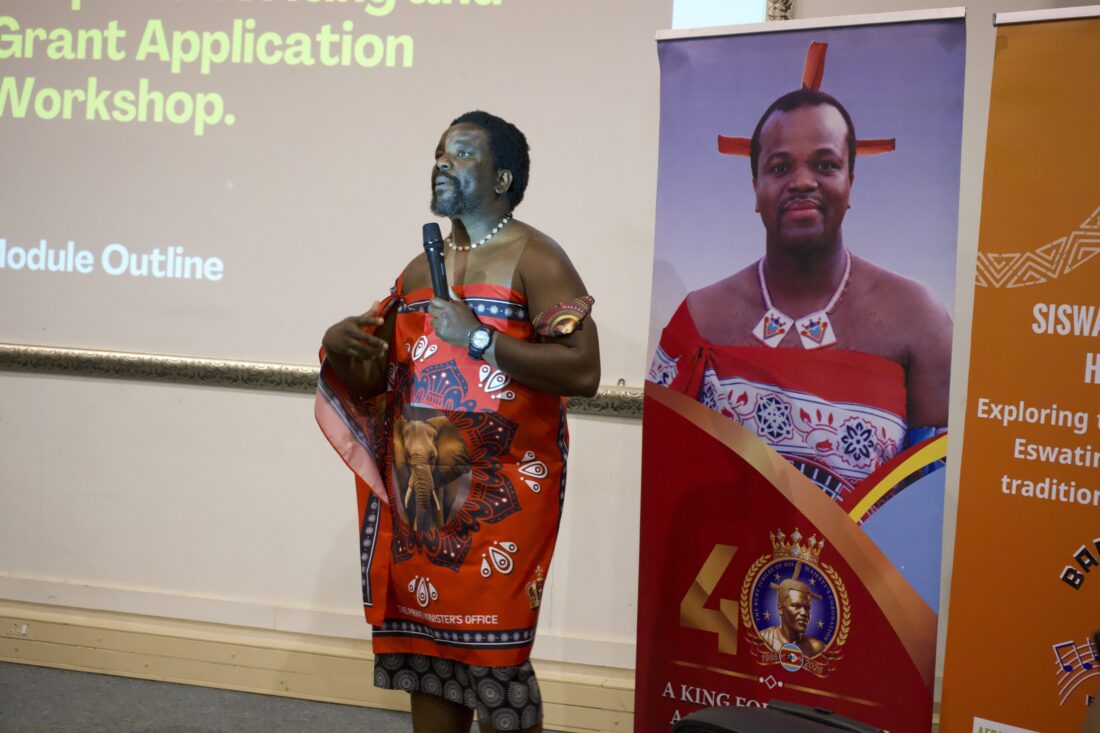 Babukisi Foundation Executive Director Thobejane Magagula engages participants during the Proposal Writing and Application Workshop held at King Sobhuza II Park in Lobamba. Photo supplied.