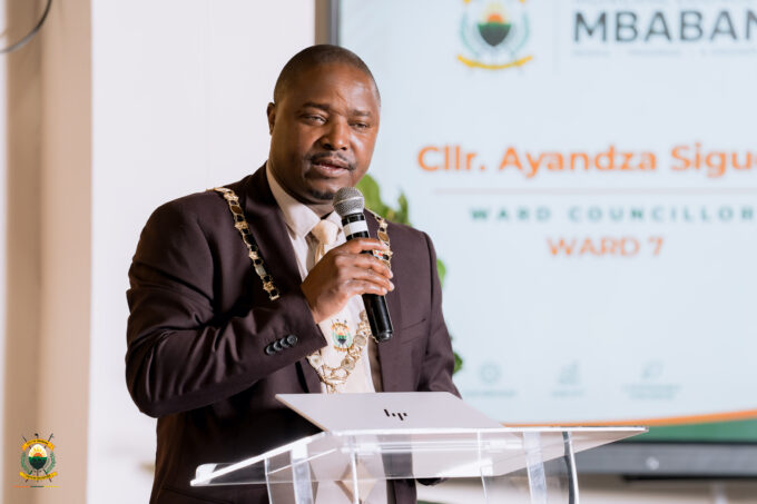 Mbabane Mayor Cllr Thulani Mkhonto engaging with stakeholders during the meeting. Photo: Mbabane City Council