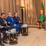 Malian transitional President General Assimi Goïta meets Algerian Prime Minister Sifi Ghrieb in Bamako during talks on regional security and efforts to strengthen cooperation and relations between Algeria and Mali. Photo credit: Presidency of Mali