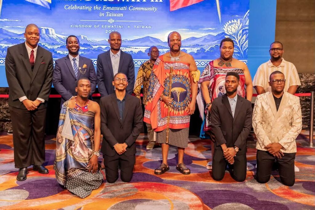 His Majesty King Mswati III poses for a group photograph with emaSwati students and citizens working in Taiwan during his engagement with the community in Taipei.