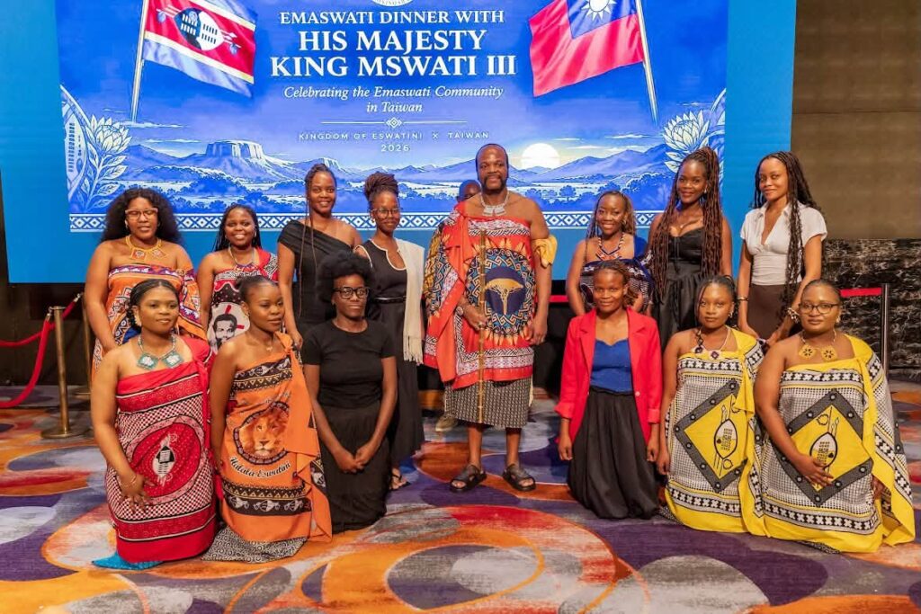 His Majesty King Mswati III poses for a group photograph with emaSwati students and citizens working in Taiwan during his engagement with the community in Taipei.